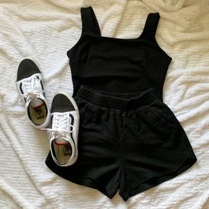 High waisted textured lounge shorts
